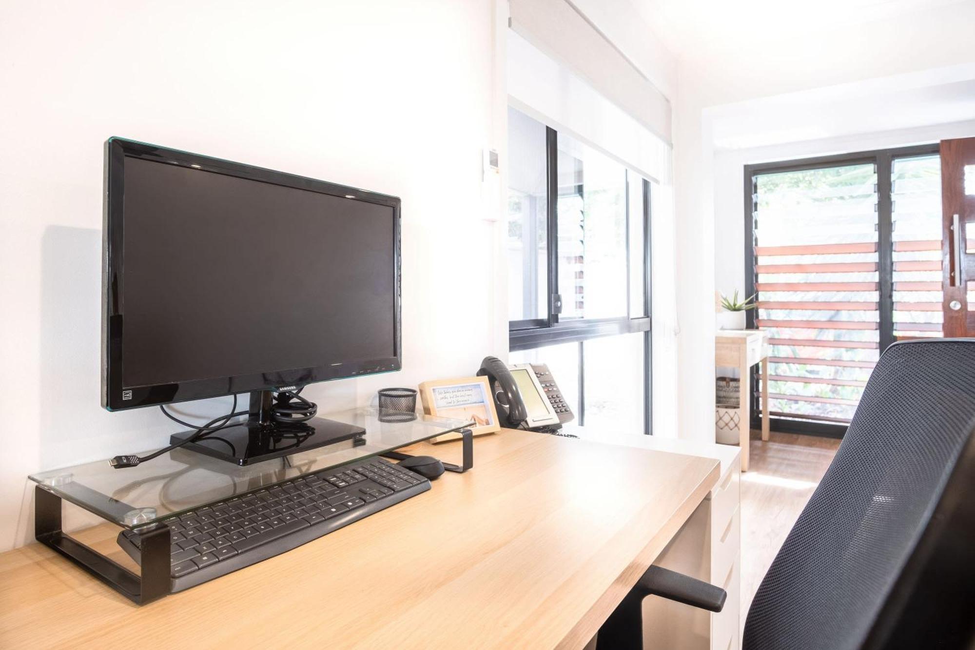Modern Pet-friendly Townhouse Holiday home