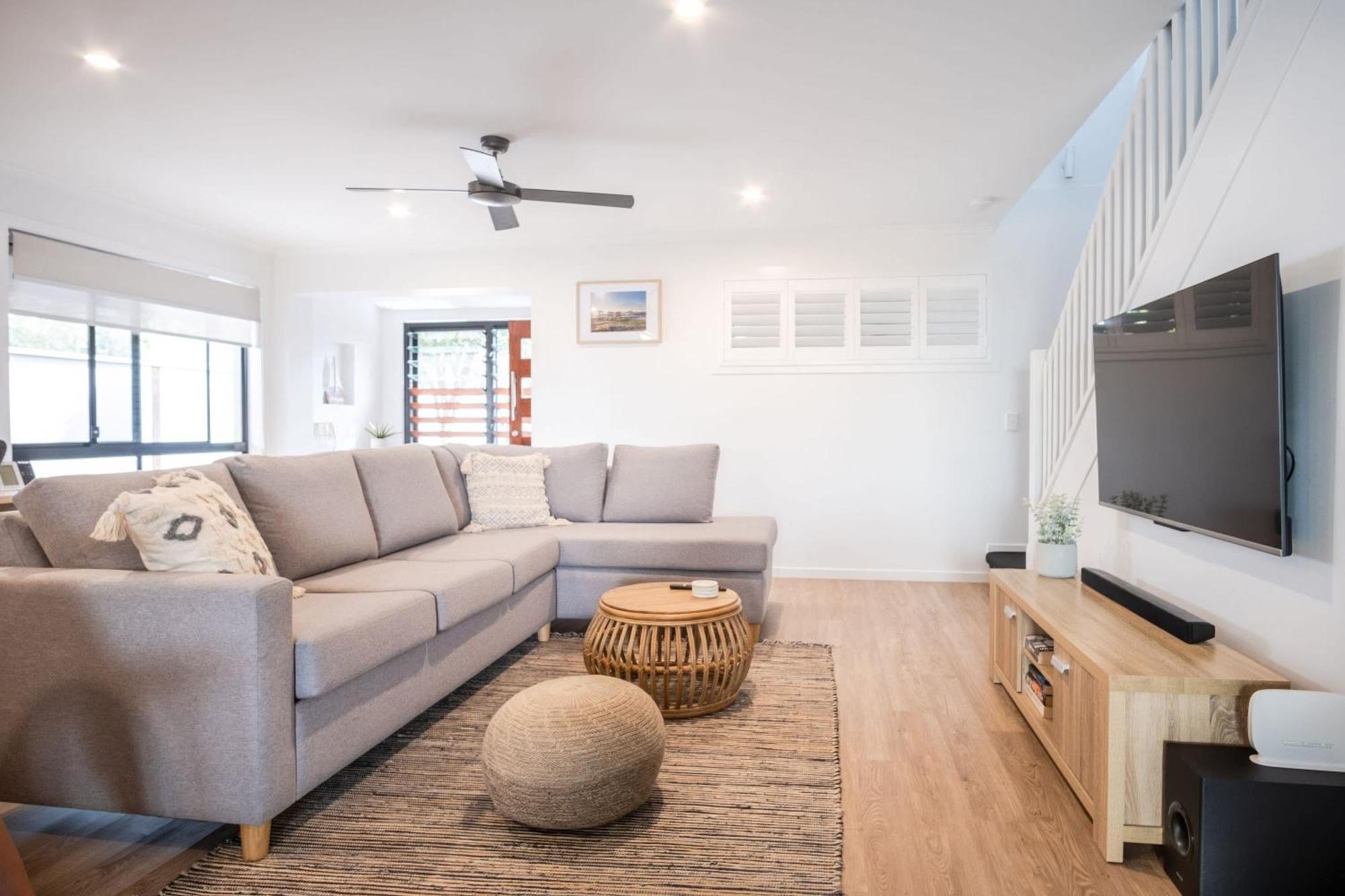Modern Pet-friendly Townhouse *